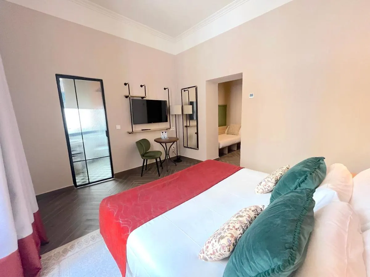 ****  The Honest Hotel & Apartments Sevilla Spanje