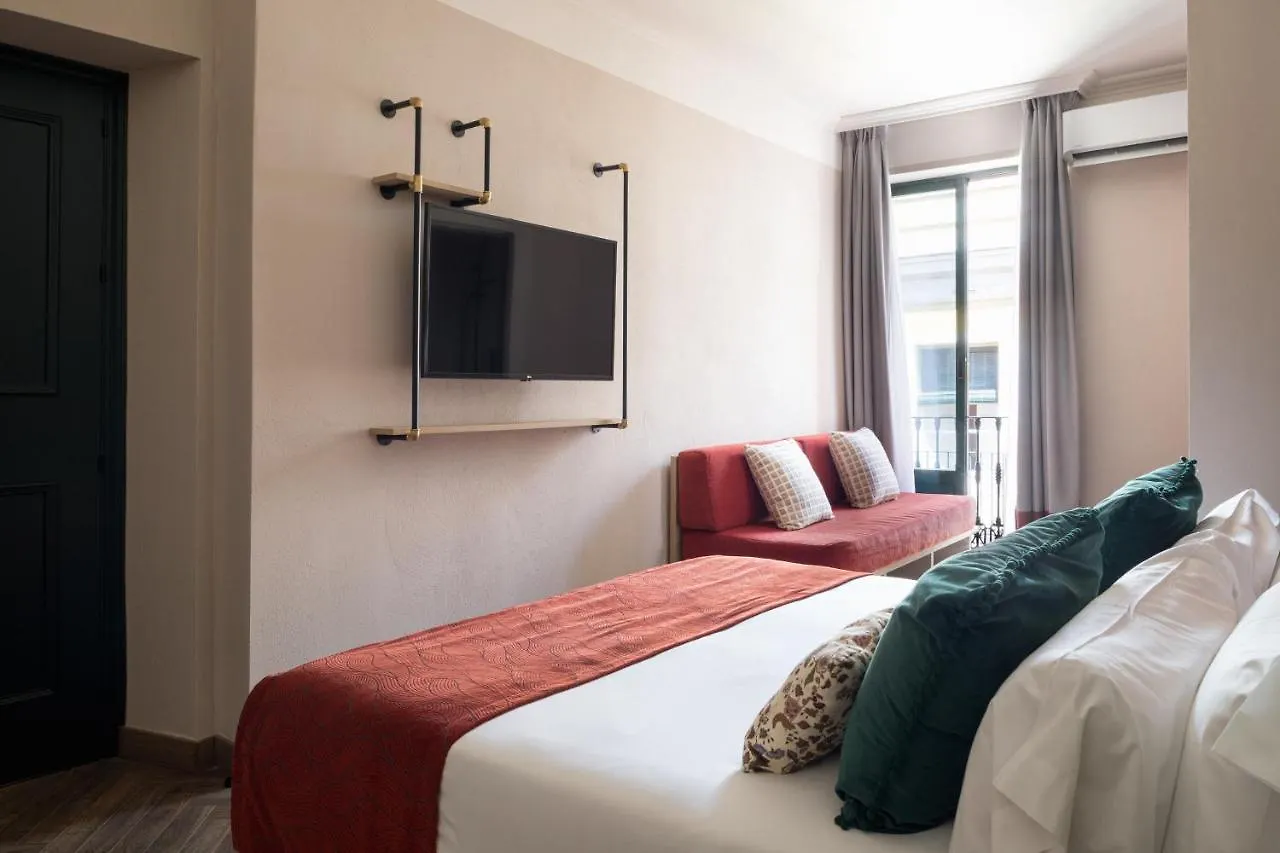 ****  The Honest Hotel & Apartments Sevilla Spanien