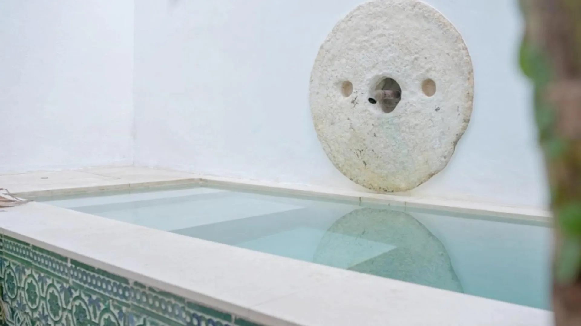 The Honest Hotel & Apartments Sevilla