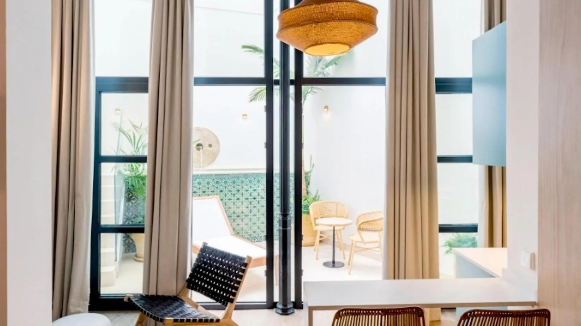****  The Honest Hotel & Apartments Sevilla Spanien