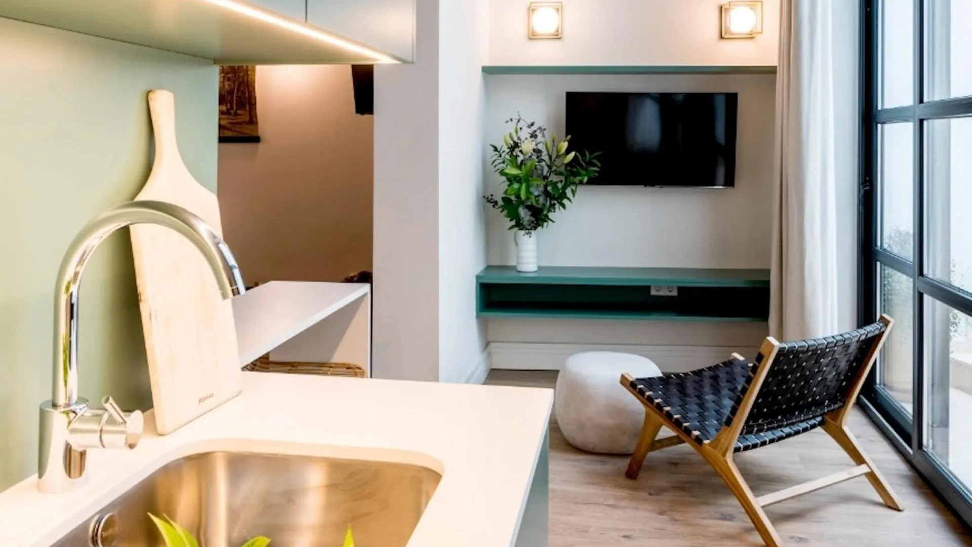 The Honest Hotel & Apartments Sevilla