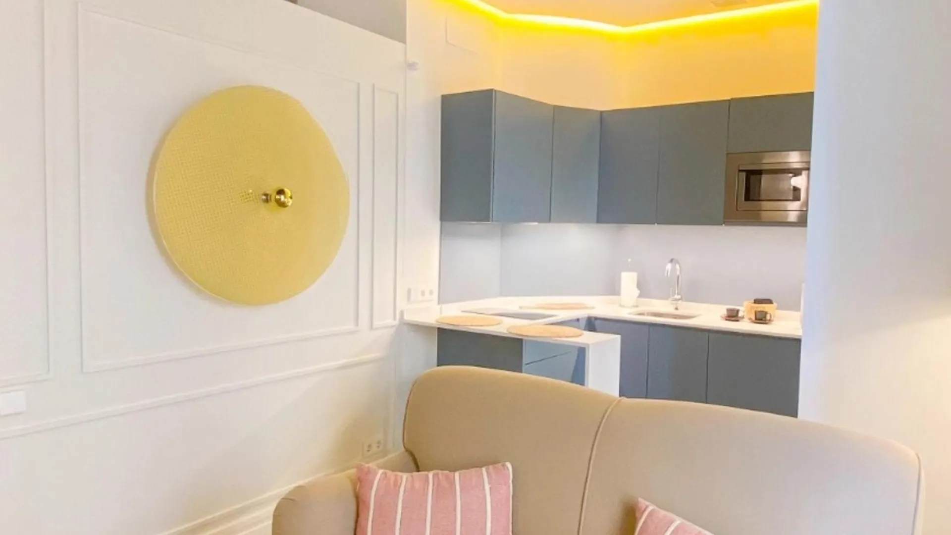 The Honest Hotel & Apartments Sevilla 4*,