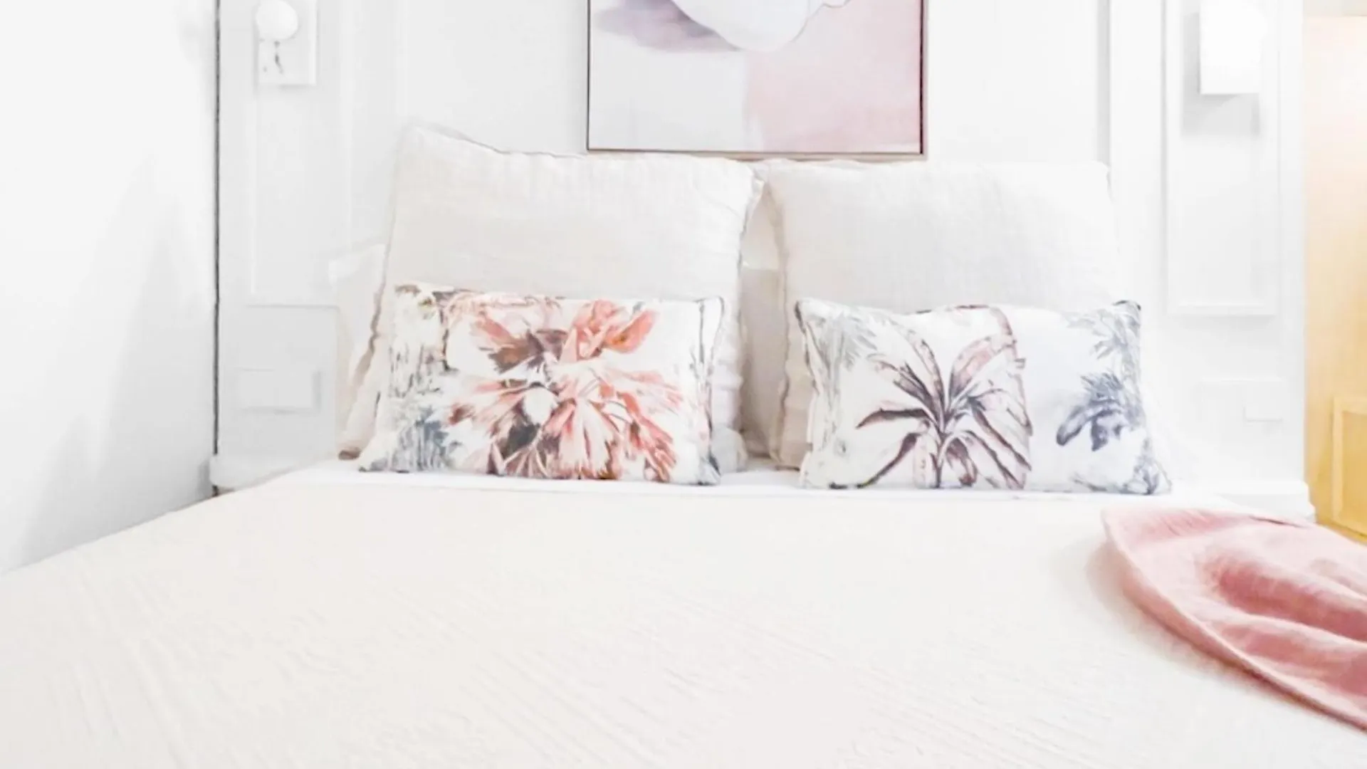 The Honest Hotel & Apartments Sevilla