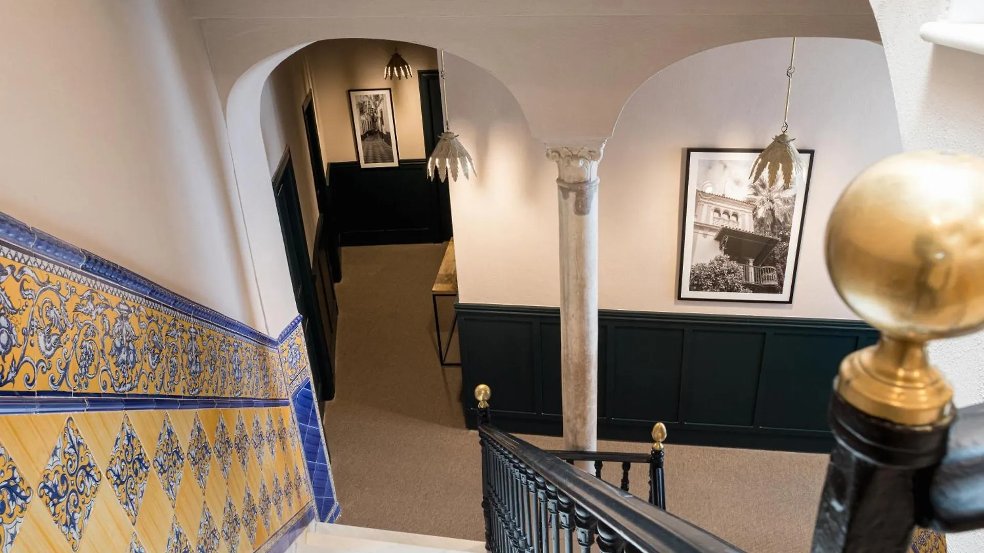 The Honest Hotel & Apartments Sevilla