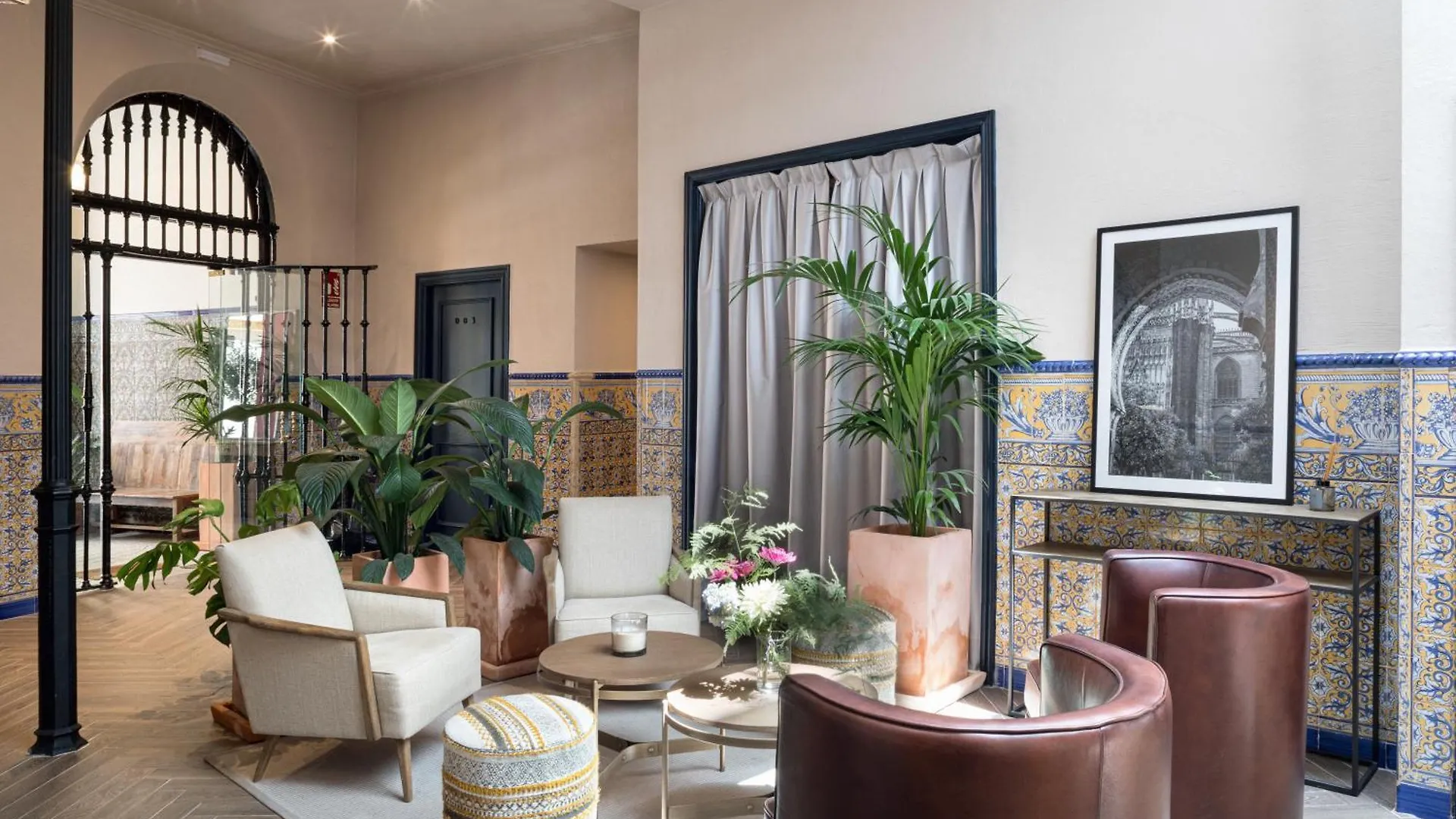 The Honest Hotel & Apartments Sevilla Spanien