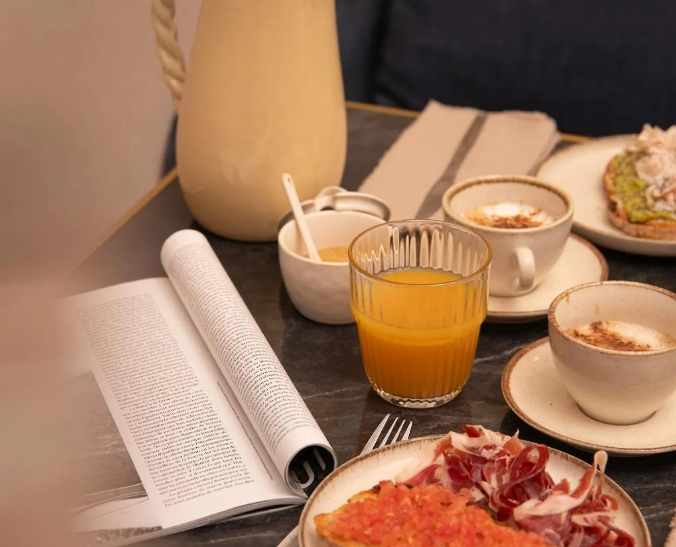 The Honest Hotel & Apartments إشبيلية 3*,