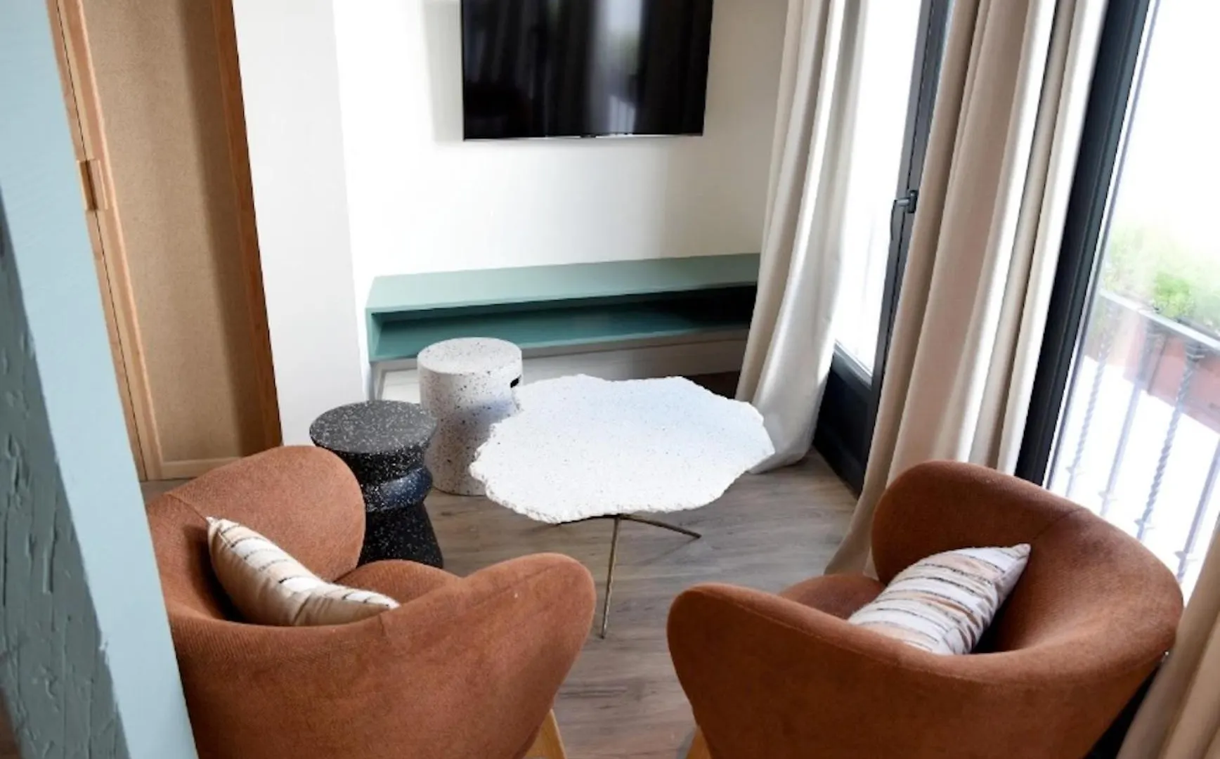 The Honest Hotel & Apartments Sevilla