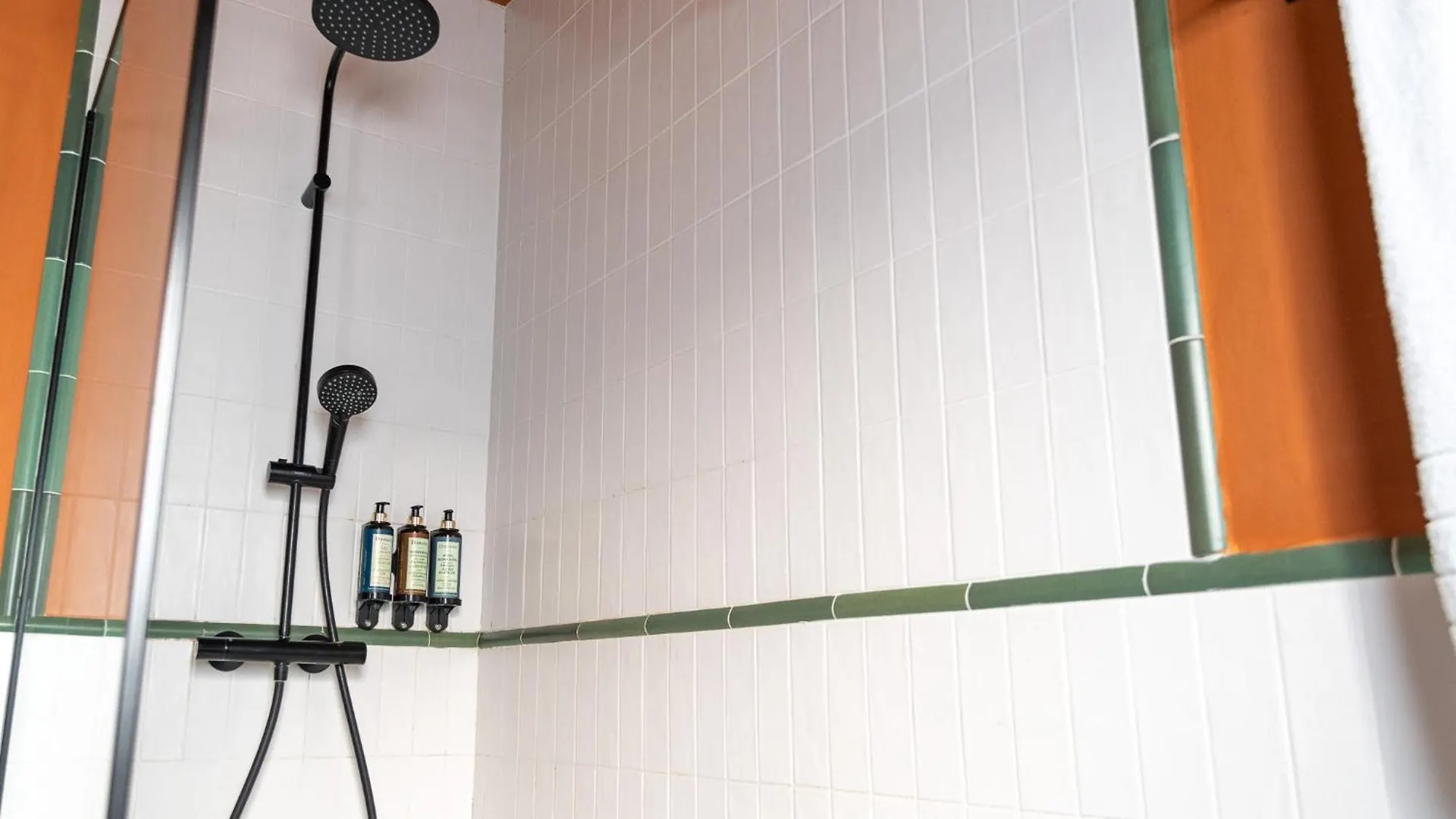 The Honest Hotel & Apartments Seville