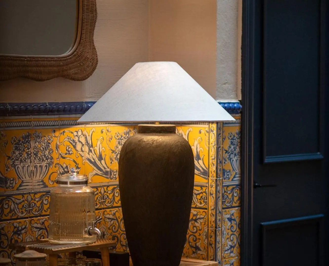 ***  The Honest Hotel & Apartments Seville Spain