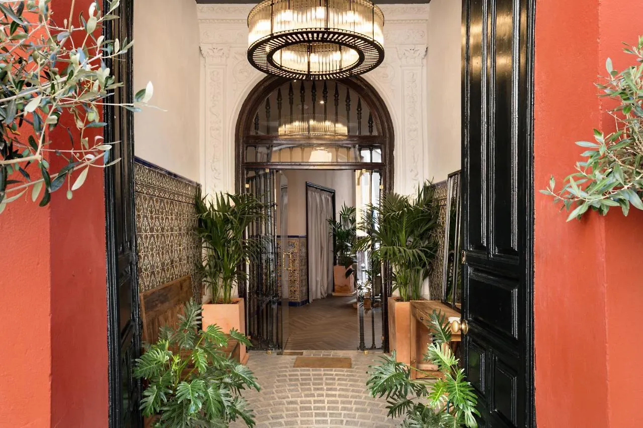 The Honest Hotel & Apartments Sewilla